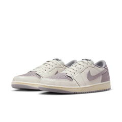 Air Jordan 1 Retro Low OG Atmosphere Grey